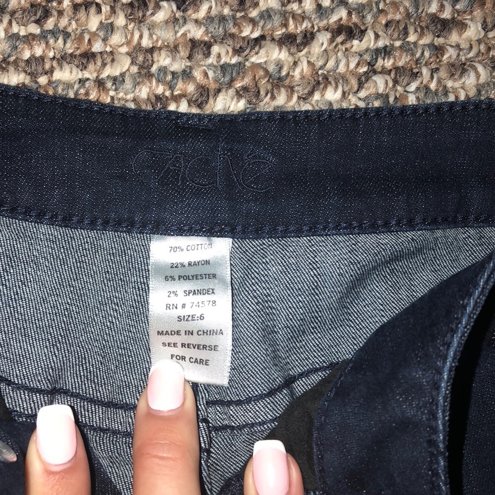 Cache jeans - Picture 3 of 4